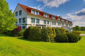 Отель Hotel Sportwelt Radeberg  Радеберг
